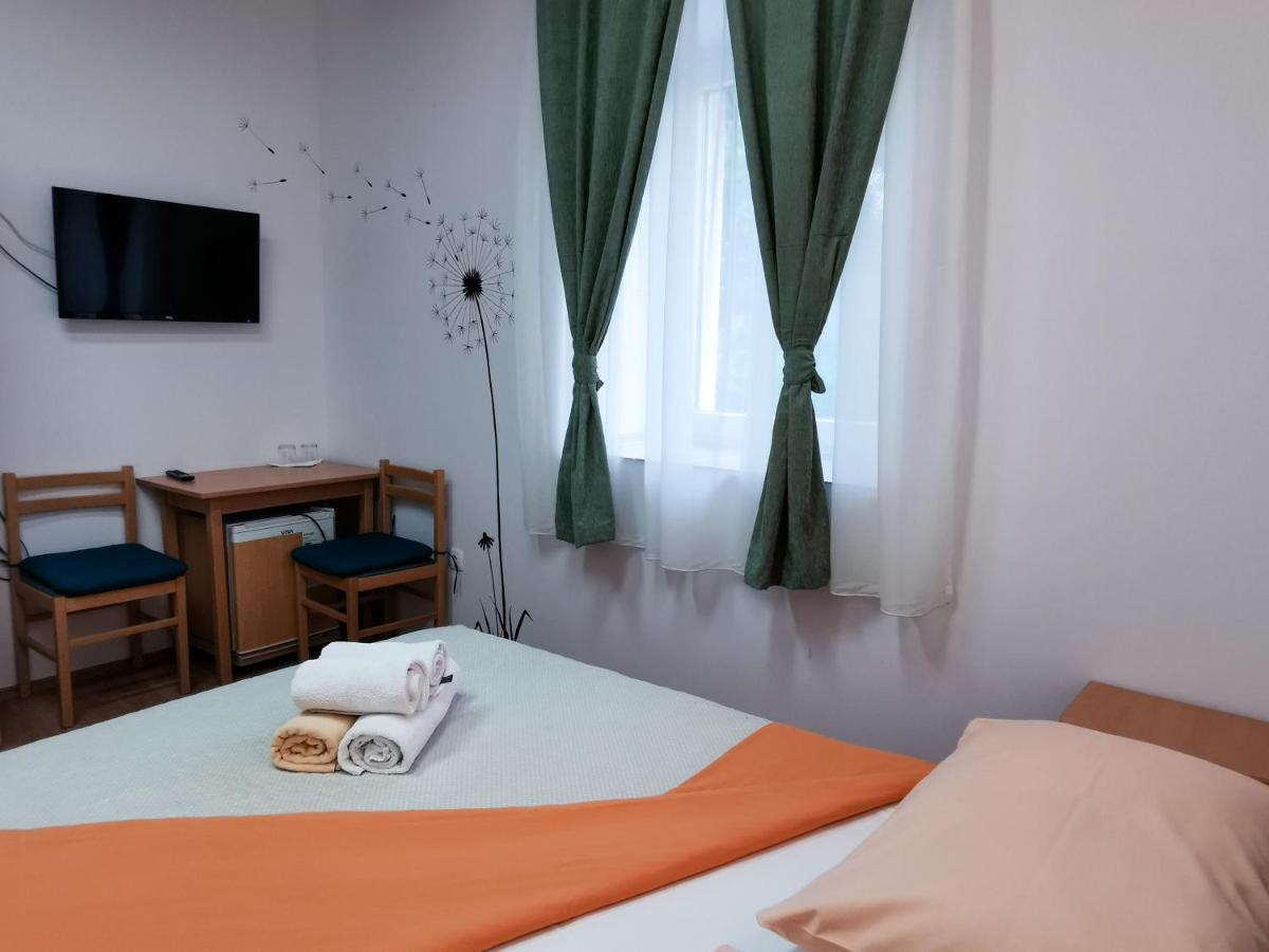 Guest House Il Giardino Duplancic Split Extérieur photo